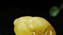 蜜蠟豬型吊墜價格