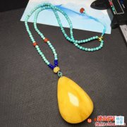 蜜蠟項鏈配松石，天生一對，天作之合！
