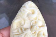 你一定不曾見過2000克價的白蜜蠟！