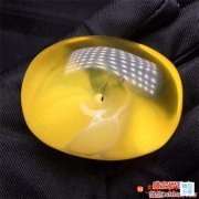 蜜蠟里的水膽是什么?有水膽的蜜蠟可要當心了