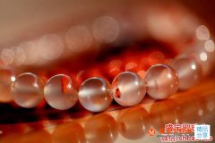 通過真假南紅冰飄對照圖，看清楚南紅的真面目