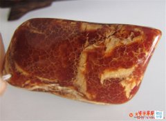 蜜蠟原石多少錢一克，悄悄記下來，日后必有大用！