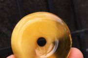 金絞蜜蠟怎么鑒別，不會的看這里！