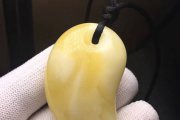 白花蜜蠟盤玩多久變色？不變色的蜜蠟是假貨嗎？