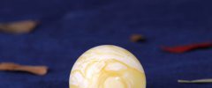 白花蜜蜜蠟價格比黃蜜蠟貴嗎？你絕對想不到的真相！