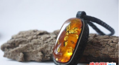 花珀吊墜多少錢？