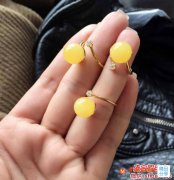 最新蜜蠟戒指銀的價格表，讓你遠離吃藥！