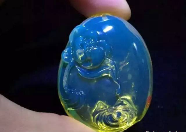琥珀是什么顏色，這和它的形成環境分不開！