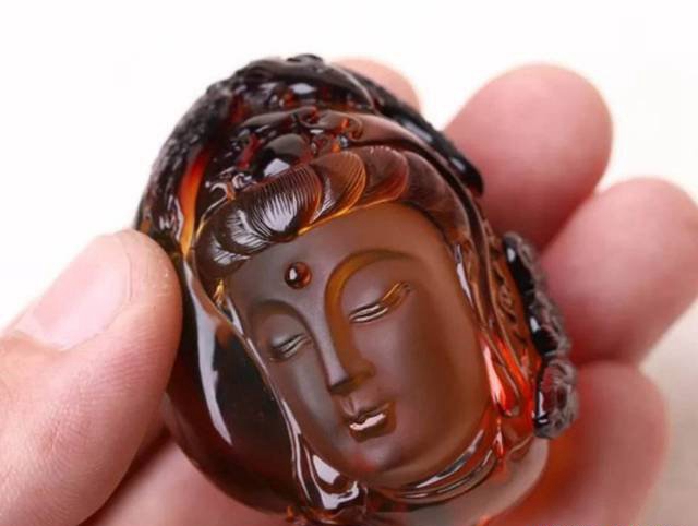 柯巴樹脂與琥珀的區別，你看不出是因為你不認識它！