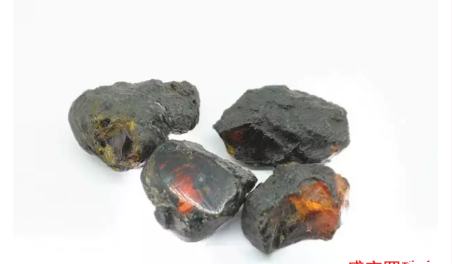煤琥珀原石價格多少錢，什么是煤琥珀原石？
