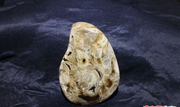 根珀原石價格