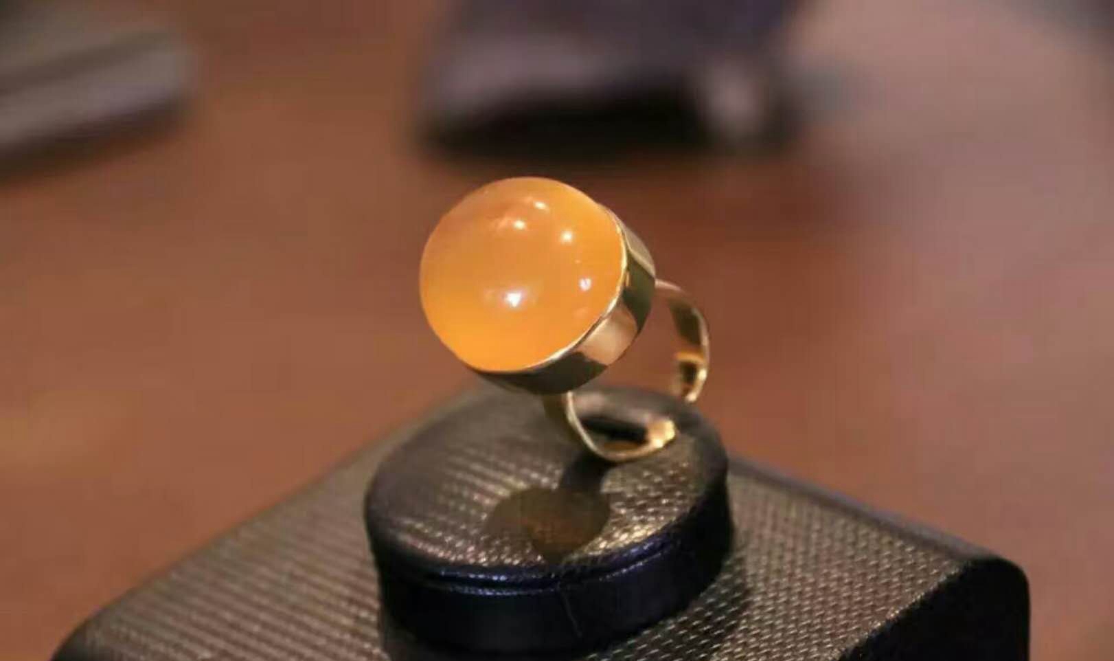 蜜蠟戒指多少錢