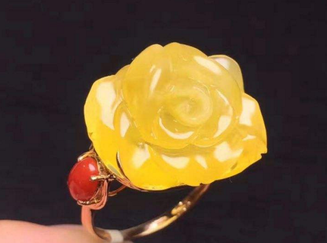 蜜蠟戒指圖片大全