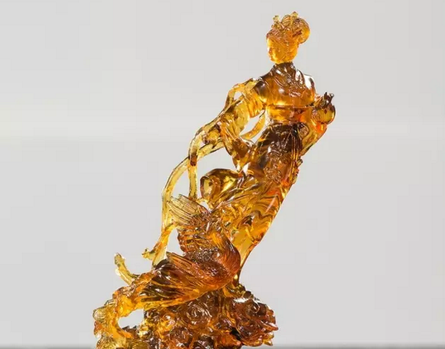 撫順琥珀原石多少錢，應該不會再有人問了吧！