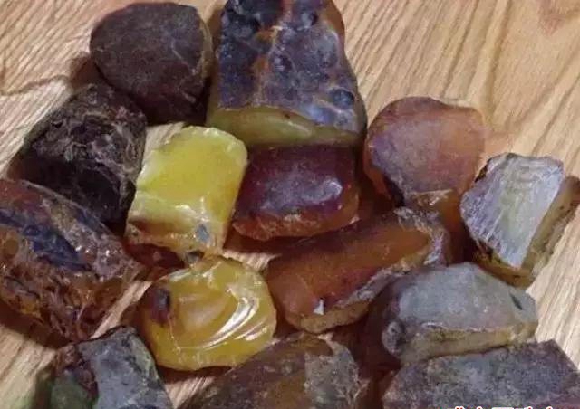 解讀俄羅斯琥珀原石價格背后隱藏的真相！