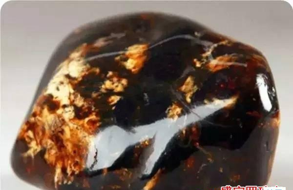 撫順琥珀原石多少錢一克