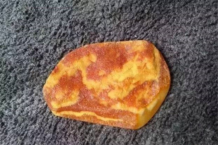 撫順琥珀原石價格 撫順琥珀的特點！