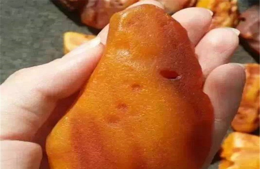烏克蘭琥珀原石價格 波羅的海原石有什么特點？