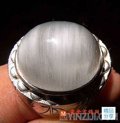 如何鑒別天然水晶？