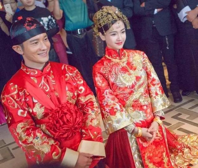結婚戒指黃金還是鉑金？結婚戒指選鉆戒還是足金、鉑金？【內部資料】