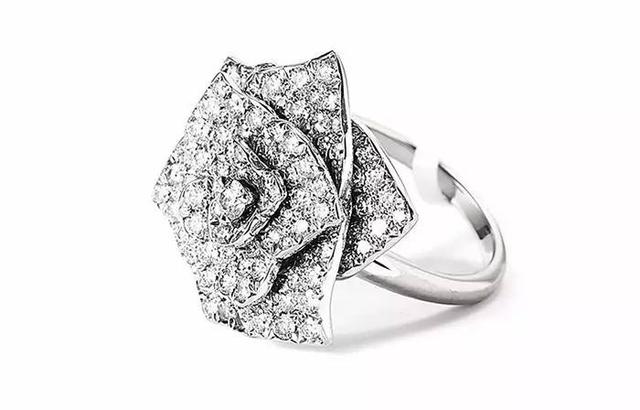 結婚戒指黃金還是鉑金？結婚戒指選鉆戒還是足金、鉑金？【內部資料】