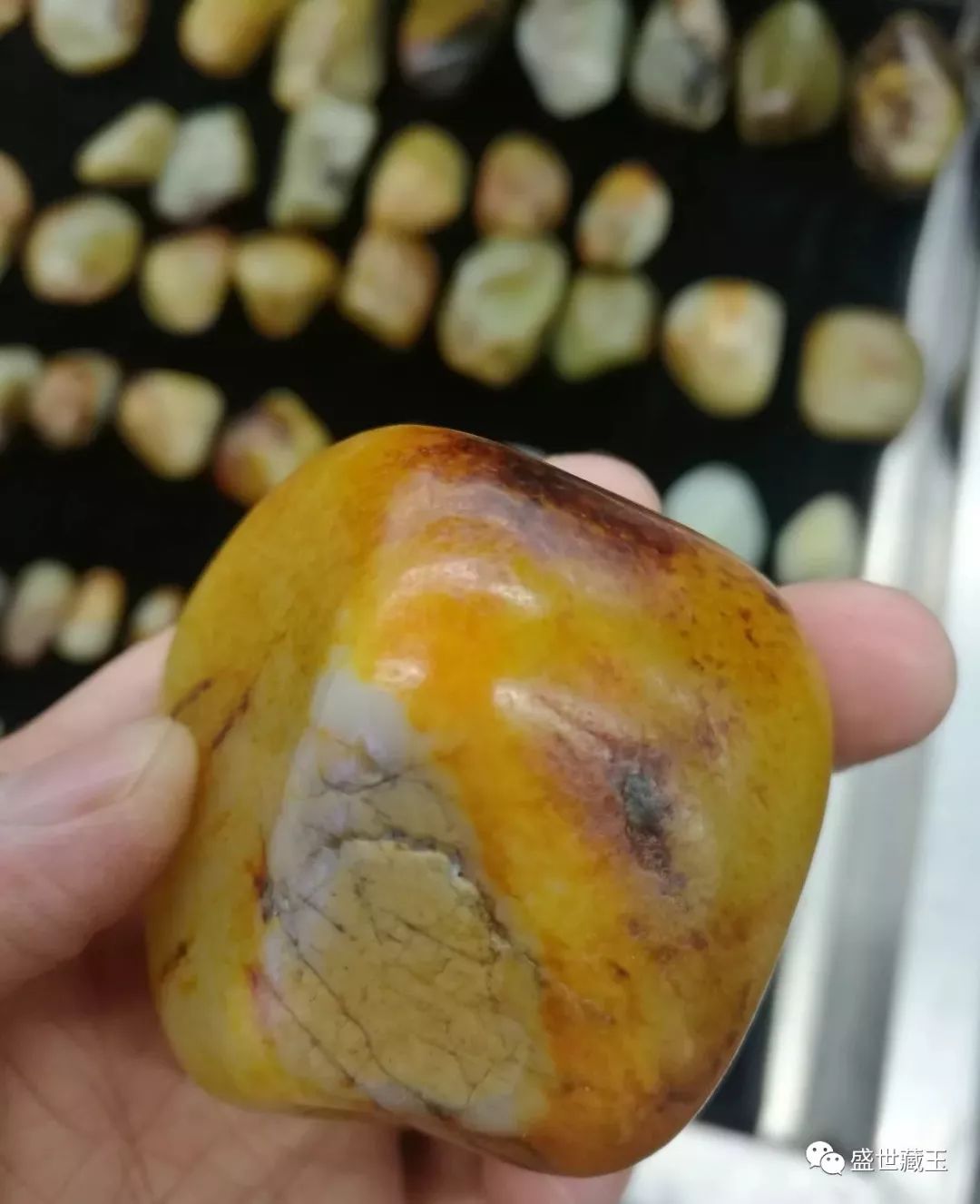 這個籽料皮你看的準嗎？