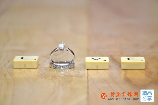 定格幸福瞬間！與眾不同的創意婚戒攝影-創意珠寶