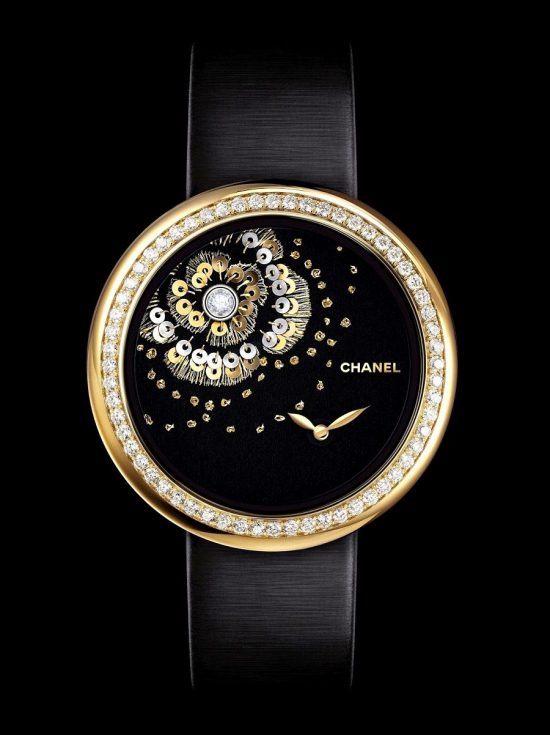 Chanel經典Mademoiselle Privé山茶花金絲腕表-珠寶首飾展示圖【行業經典】