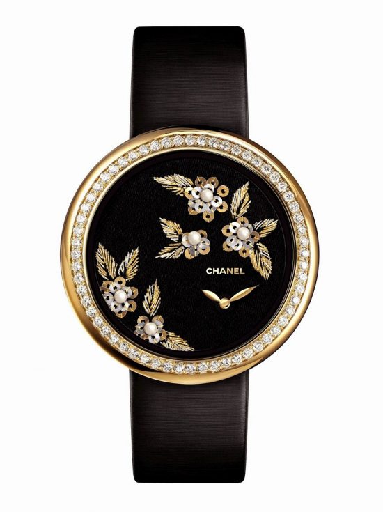 Chanel經典Mademoiselle Privé山茶花金絲腕表-珠寶首飾展示圖【行業經典】