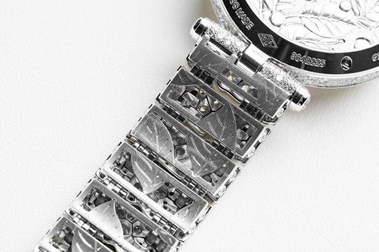見證時光荏苒 Van Cleef &#038; Arpels全新Lady Jour des Fleurs珠寶腕表