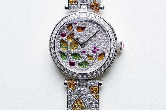 見證時光荏苒 Van Cleef &#038; Arpels全新Lady Jour des Fleurs珠寶腕表
