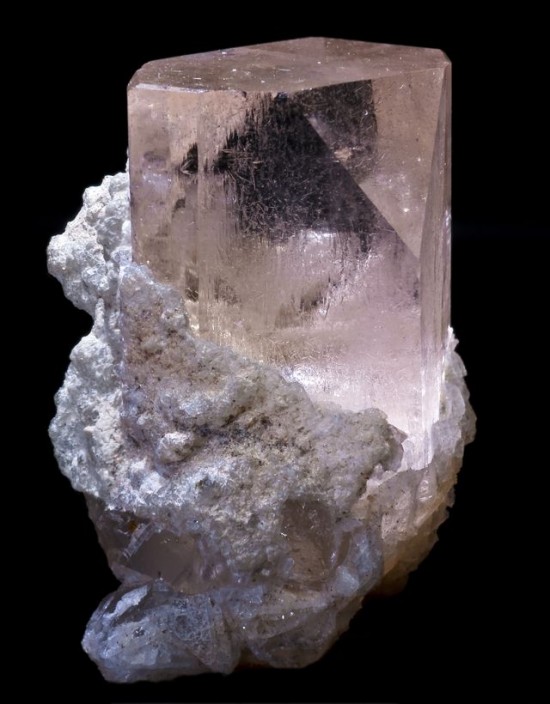 拓帕石(Topaz)-珠寶首飾展示圖【行業經典】