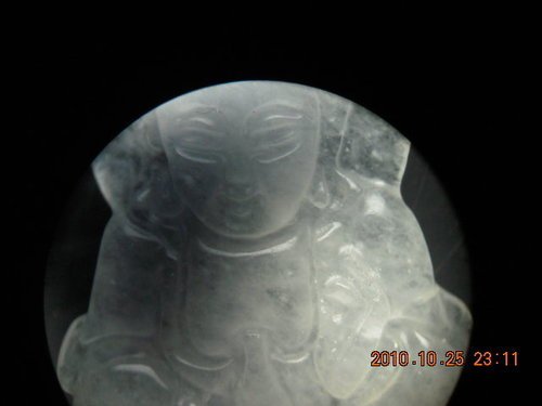 翡翠鑒定范例：水沫子(灌膠、染色)-珠寶首飾展示圖【行業經典】
