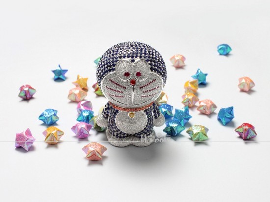 Bling！Bling！最炫的奢華版哆啦A夢-珠寶首飾展示圖【行業經典】