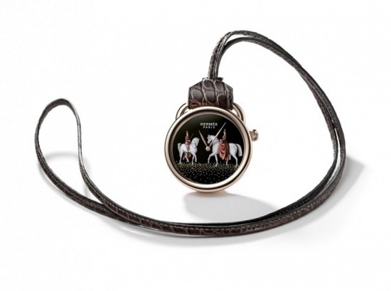 愛馬仕(Hermès)Arceau Amazones懷表-珠寶首飾展示圖【行業經典】