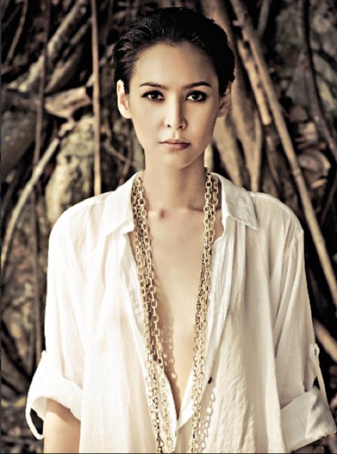 混血名模Amanda S.裸戴環保珠寶-時尚珠寶設計【行業頂級】