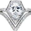 又添跨界新作 老佛爺Karl Lagerfeld打造全新婚戒系列-珠寶首飾展示【行業精選】
