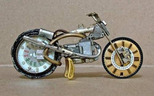 用手表改裝成摩托車-創意珠寶