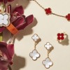 梵克雅寶(Van Cleef & Arpels):與幸運相伴-精美珠寶【秘密:適合高貴女人的珠寶】