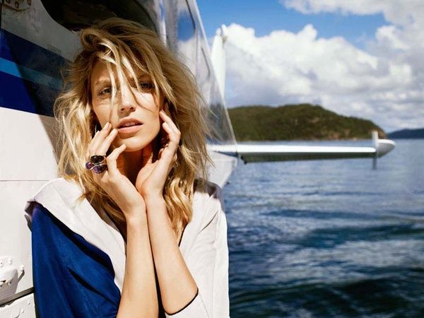 超模Anja Rubik拍攝Apart最新珠寶大片-珠寶首飾展示圖【行業經典】