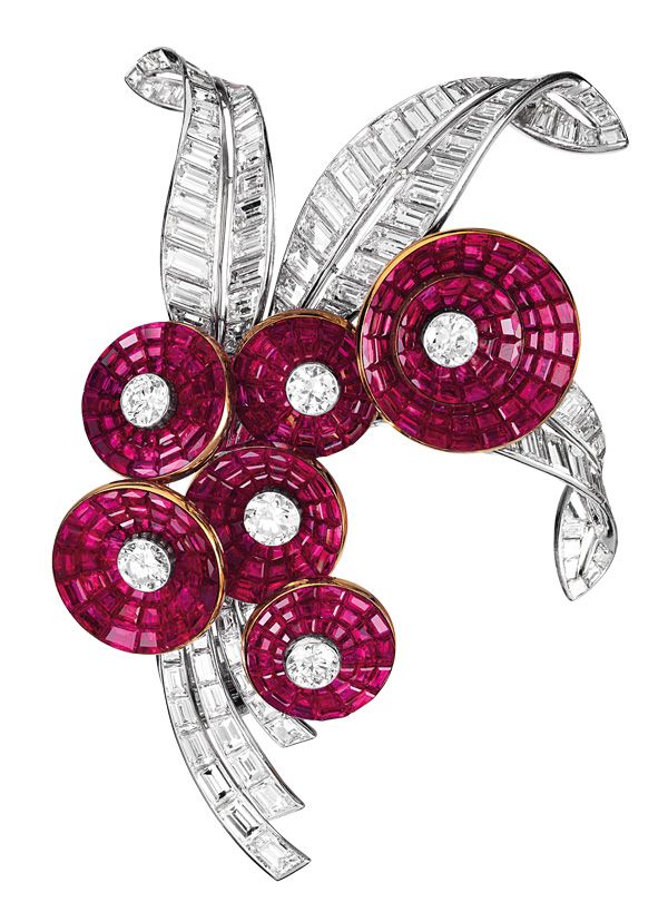 “Set in Style：Van Cleef &#038; Arpels”梵克雅寶珠寶展-珠寶首飾展示圖【行業