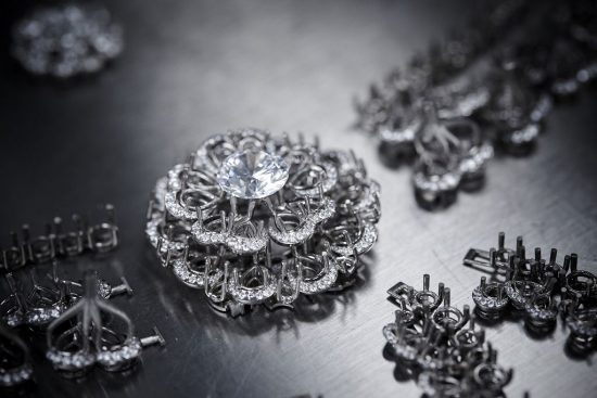 璀璨非凡！蕭邦(Chopard)打造Garden of Kalahari高級珠寶系列-精美珠寶【秘密：適合高貴女人的珠寶