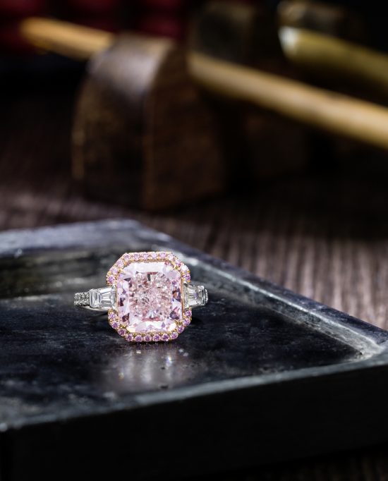 Bonhams《珍罕珠寶及翡翠》2016拍賣臻品欣賞-精美珠寶【秘密：適合高貴女人的珠寶】