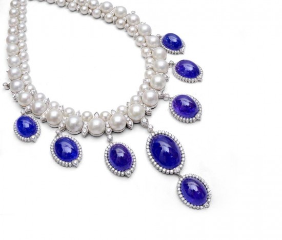 坦桑石(Tanzanite)：奢華之藍-精美珠寶【秘密：適合高貴女人的珠寶】