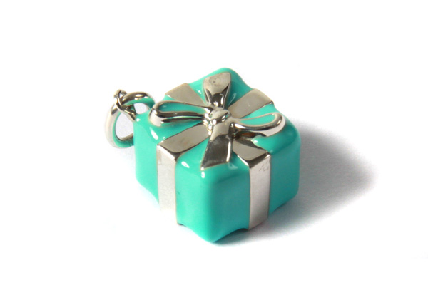 Tiffany &#038; Co. Gift Pendant-珠寶首飾展示【行業精選】