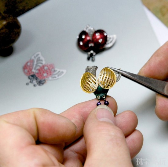 Van Cleef &#038; Arpels：珠寶鑲嵌大師-品牌感人故事