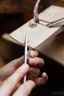 Van Cleef &#038; Arpels：穿紅舞裙跳舞-精美珠寶【秘密：適合高貴女人的珠寶】