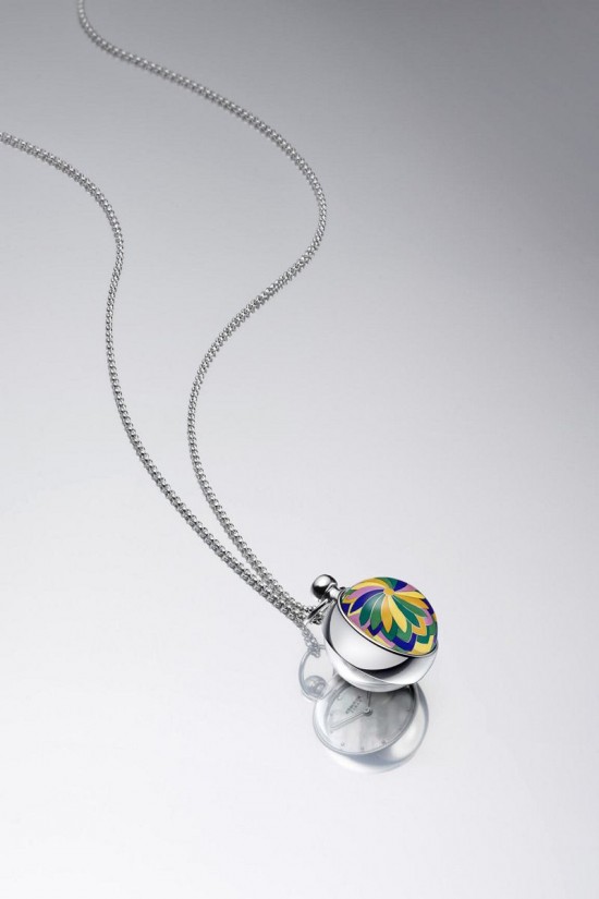 色彩斑斕 愛馬仕Pendentif Boule琺瑯球形吊墜時計-珠寶首飾展示圖【行業經典】