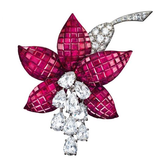 梵克雅寶(Van Cleef &#038; Arpels)：高級珠寶與日本工藝-時尚珠寶設計【行業頂級】