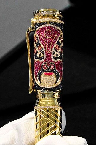 每一只萬寶龍(Mont Blanc)書寫工具的誕生過程-珠寶首飾展示圖【行業經典】